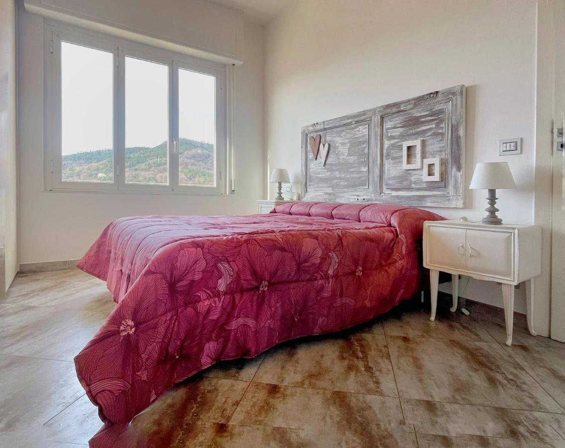 Il Nido Di Giraben Apartment Savona Luaran gambar