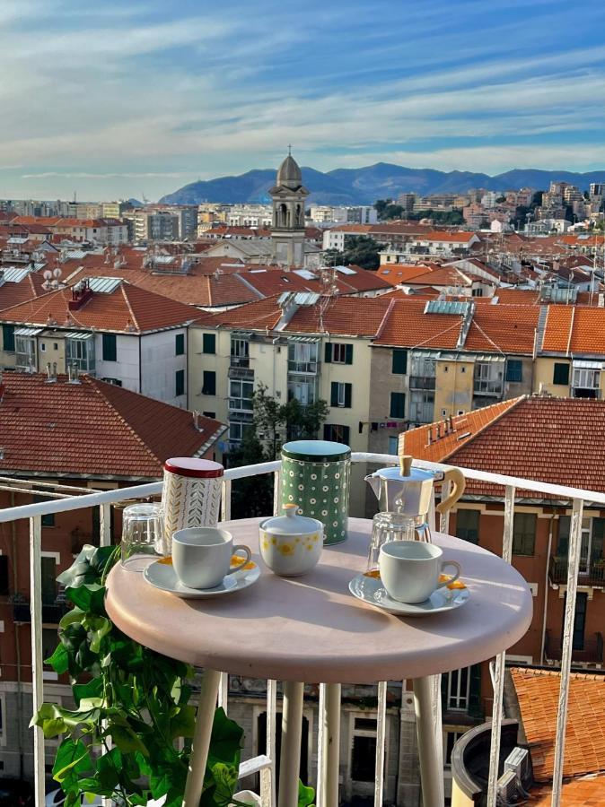 Il Nido Di Giraben Apartment Savona Luaran gambar