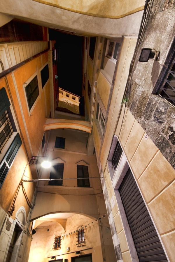 Il Nido Di Giraben Apartment Savona Luaran gambar